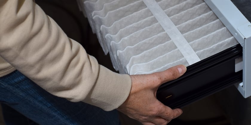 Replacing furnace filter at home