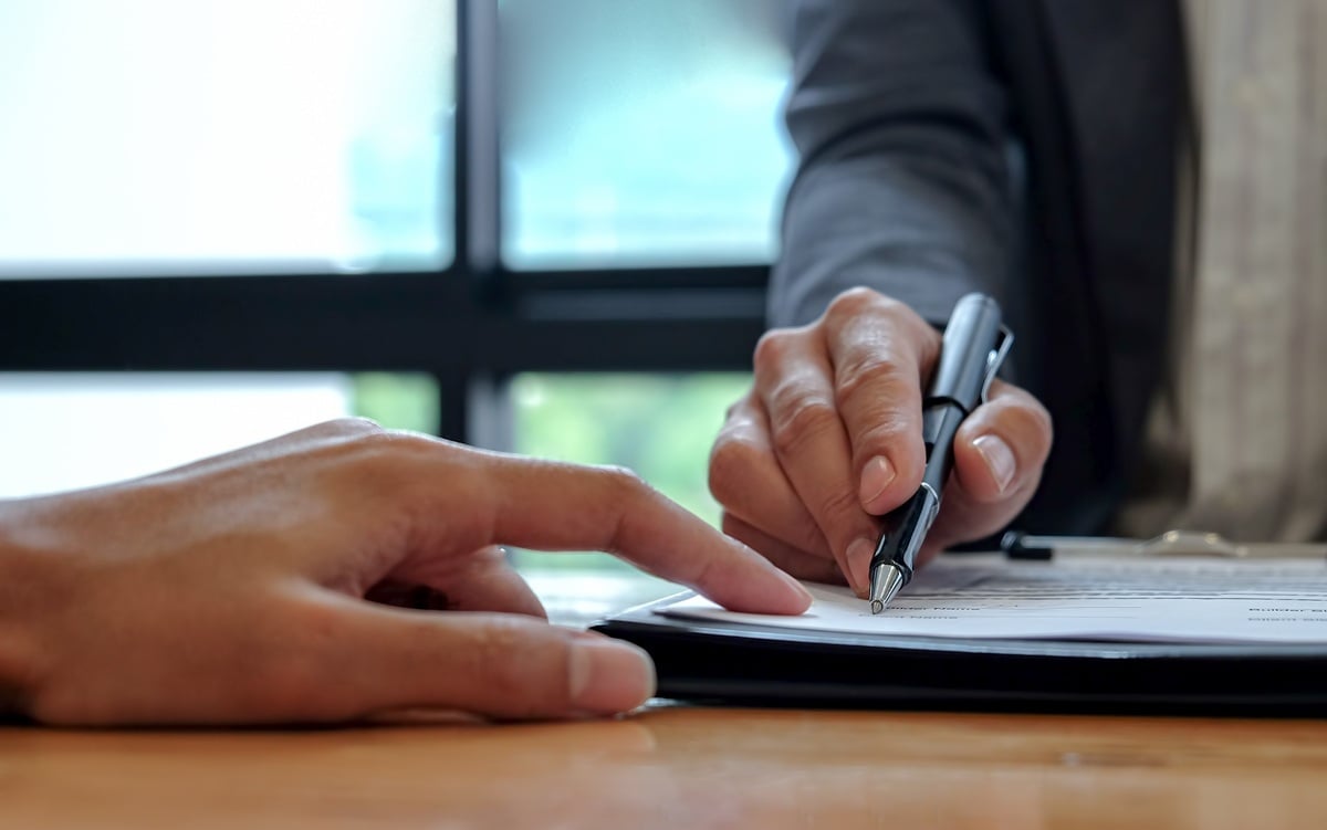 Reviewing Lease before signing