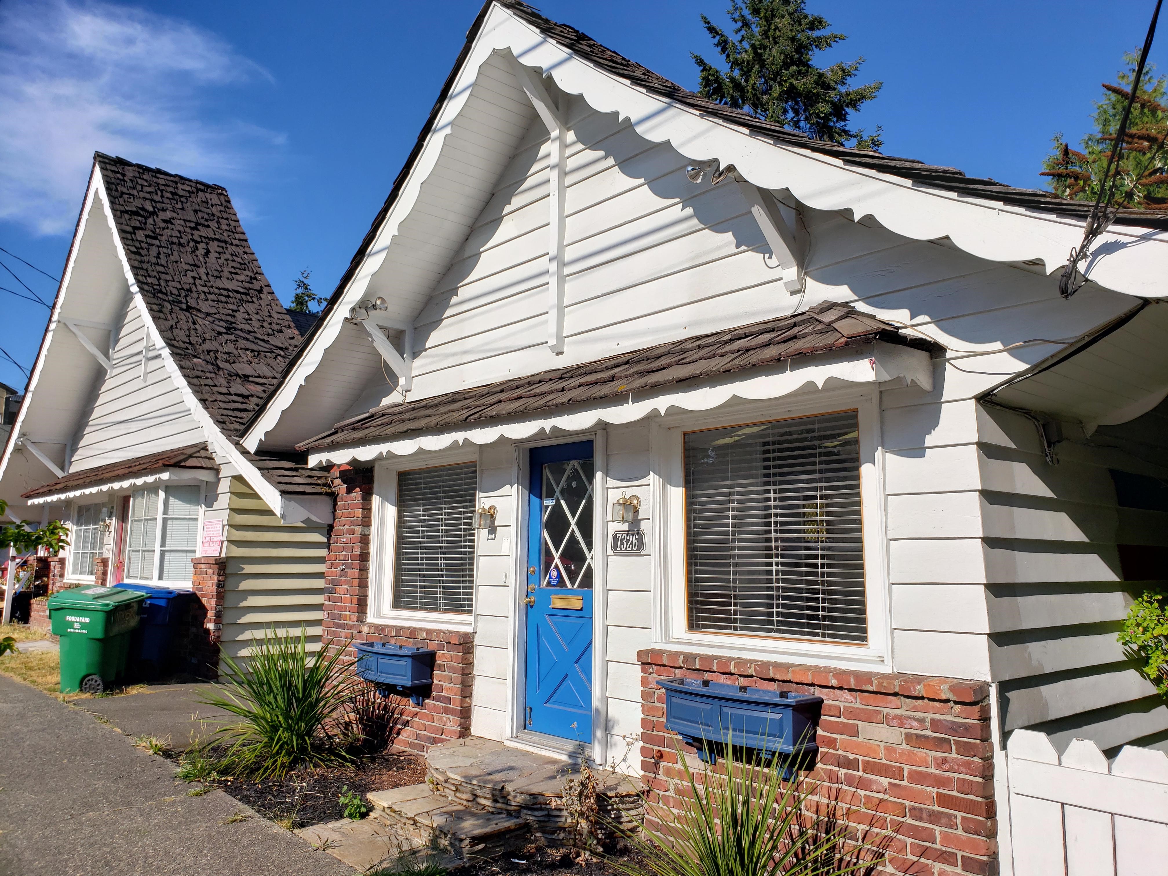 7326 15th Ave NW, Seattle WA 98117 - Photo 10