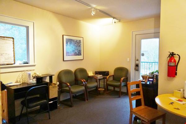 823 NE 65th St, #A, Seattle WA 98115 - Photo 4