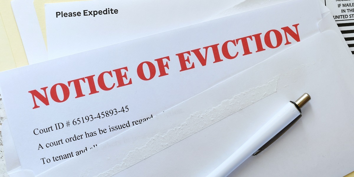 Notice of Eviction in red in an envelope