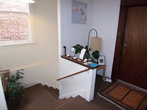 402 NE 72nd Street #7, Seattle WA 98105 - Photo 4